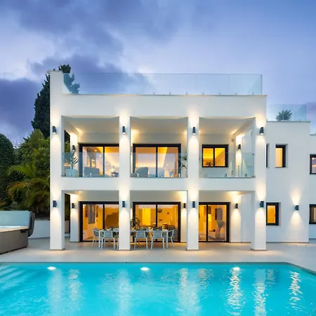 Angelique, 5 Bdr With Private Pool In Puerto Banus Villa *