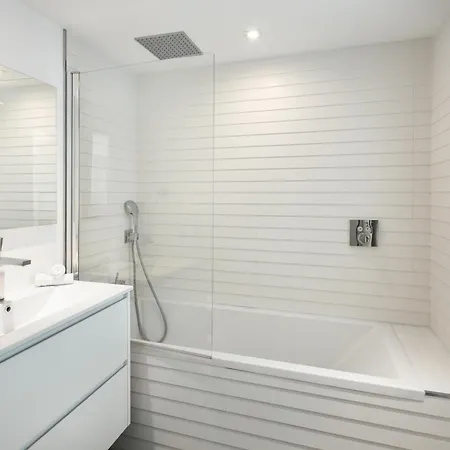 Angelique, 5 Bdr With Private Pool In Puerto Banus * מארבלה